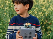 Load image into Gallery viewer, Children's Favourite Songs - Bugs