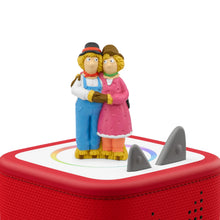 Load image into Gallery viewer, Julia Donaldson - The Scarecrows Wedding -NEW!