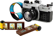 Load image into Gallery viewer, LEGO® Creator 3 in 1 Retro Camera 31147
