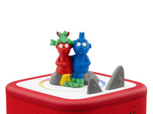 Load image into Gallery viewer, Julia Donaldson - The Smeds and The Smoos - NEW!
